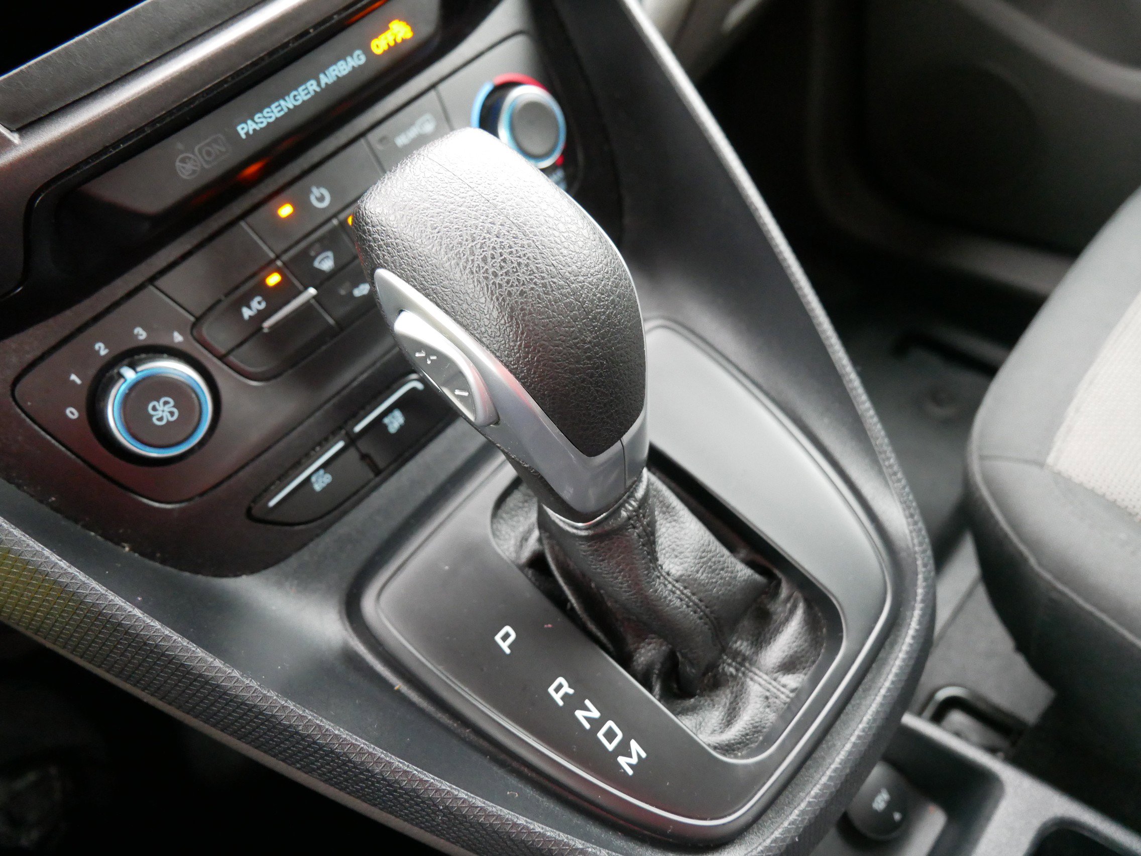 2022 Ford Transit Connect XL photo 22