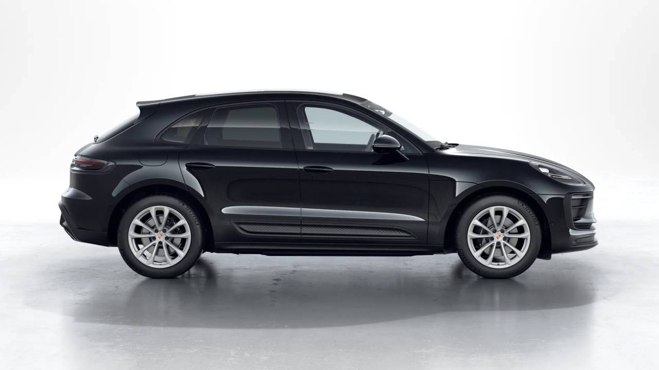 2026 Porsche Macan T photo 6