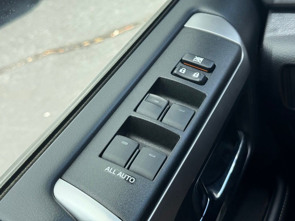 2024 Toyota 4Runner SR5 photo 22