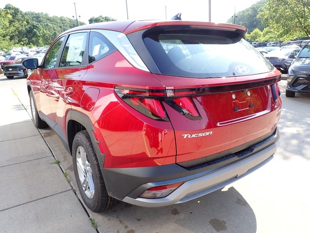 2025 Hyundai Tucson SE photo 4