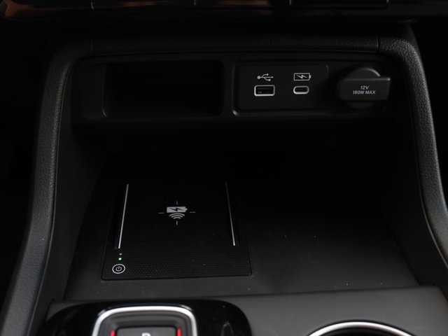 2025 Honda Pilot Touring photo 17