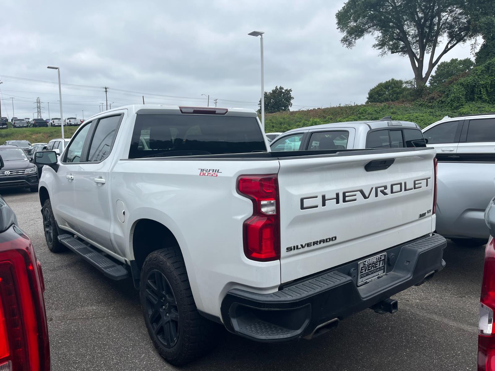 2021 Chevrolet Silverado 1500 LT Trail Boss photo 3