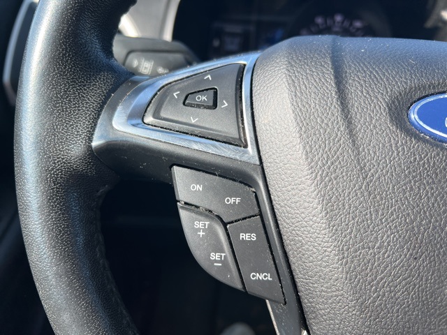 2022 Ford Edge SEL photo 13