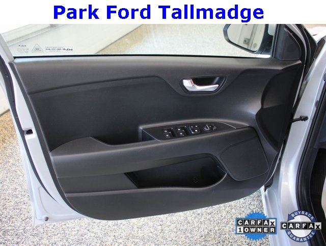 2023 Kia Rio LX S photo 9