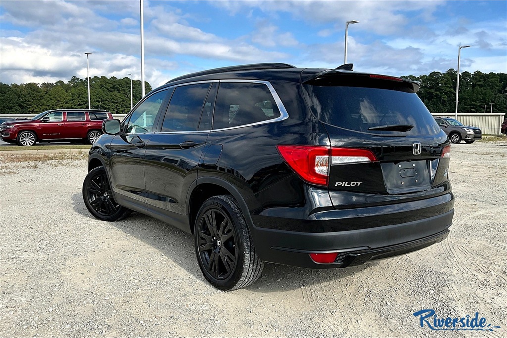 2022 Honda Pilot Special Edition photo 3