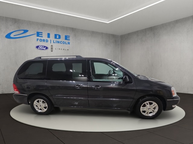 2007 Ford Freestar SEL photo 4