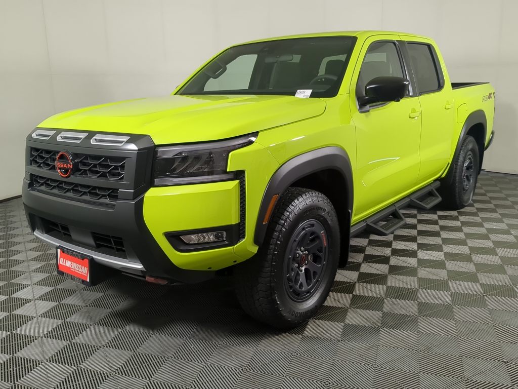 2026 Nissan Frontier PRO-4X photo 2