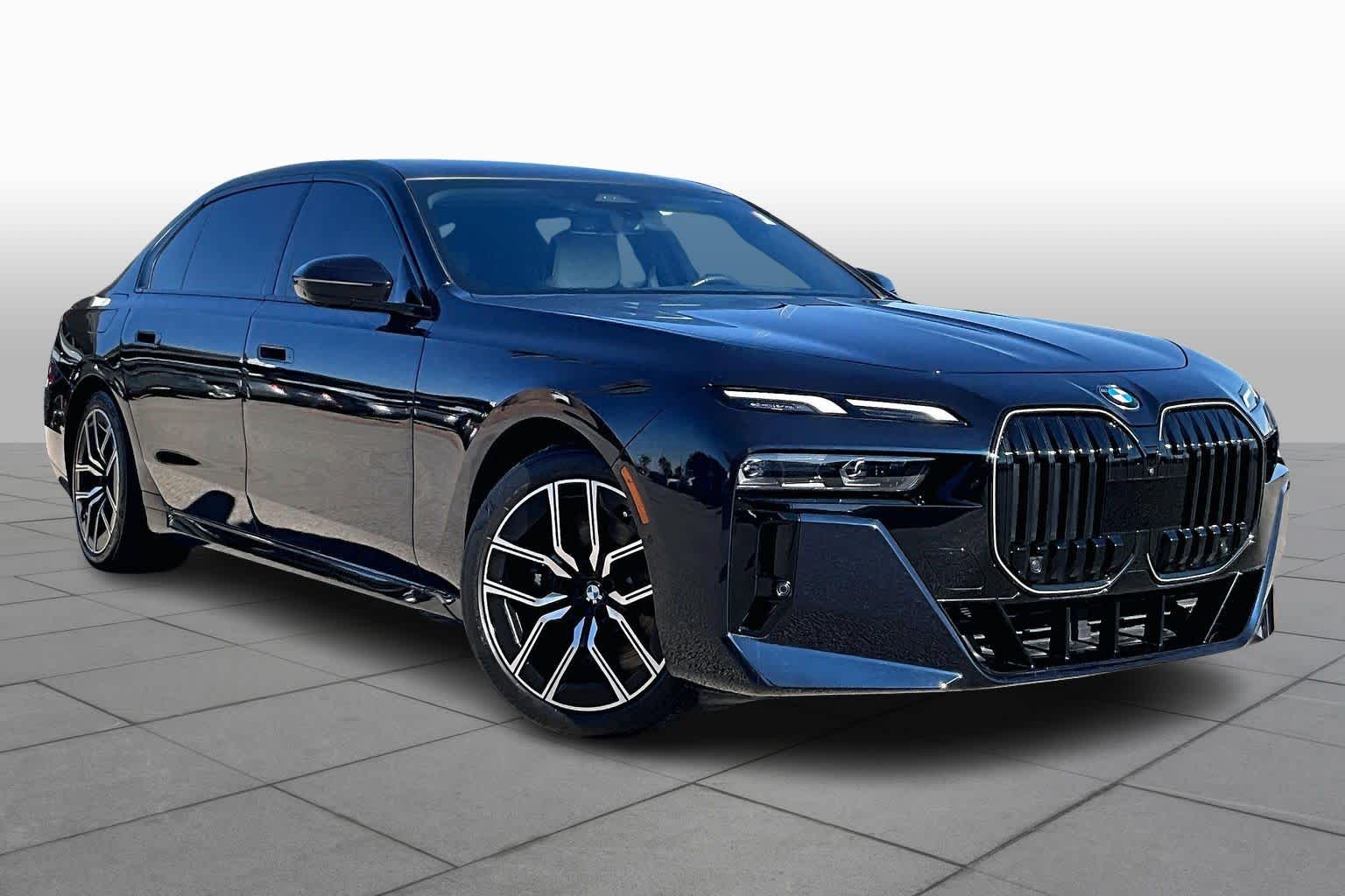 2024 Bmw 760i photo 2