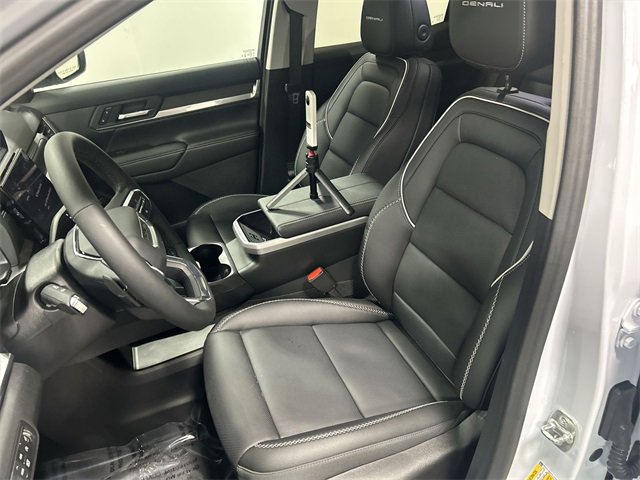 2026 Gmc Terrain Denali photo 13