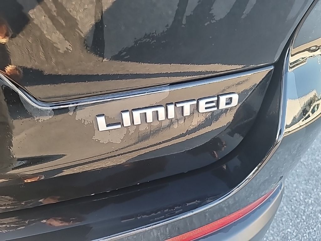 2024 Jeep Grand Cherokee Limited photo 6