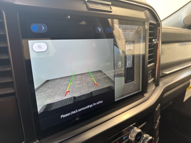 2025 Ford F-350 Lariat photo 15