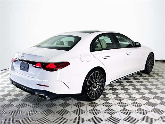 2026 Mercedes Benz E 350 photo 7
