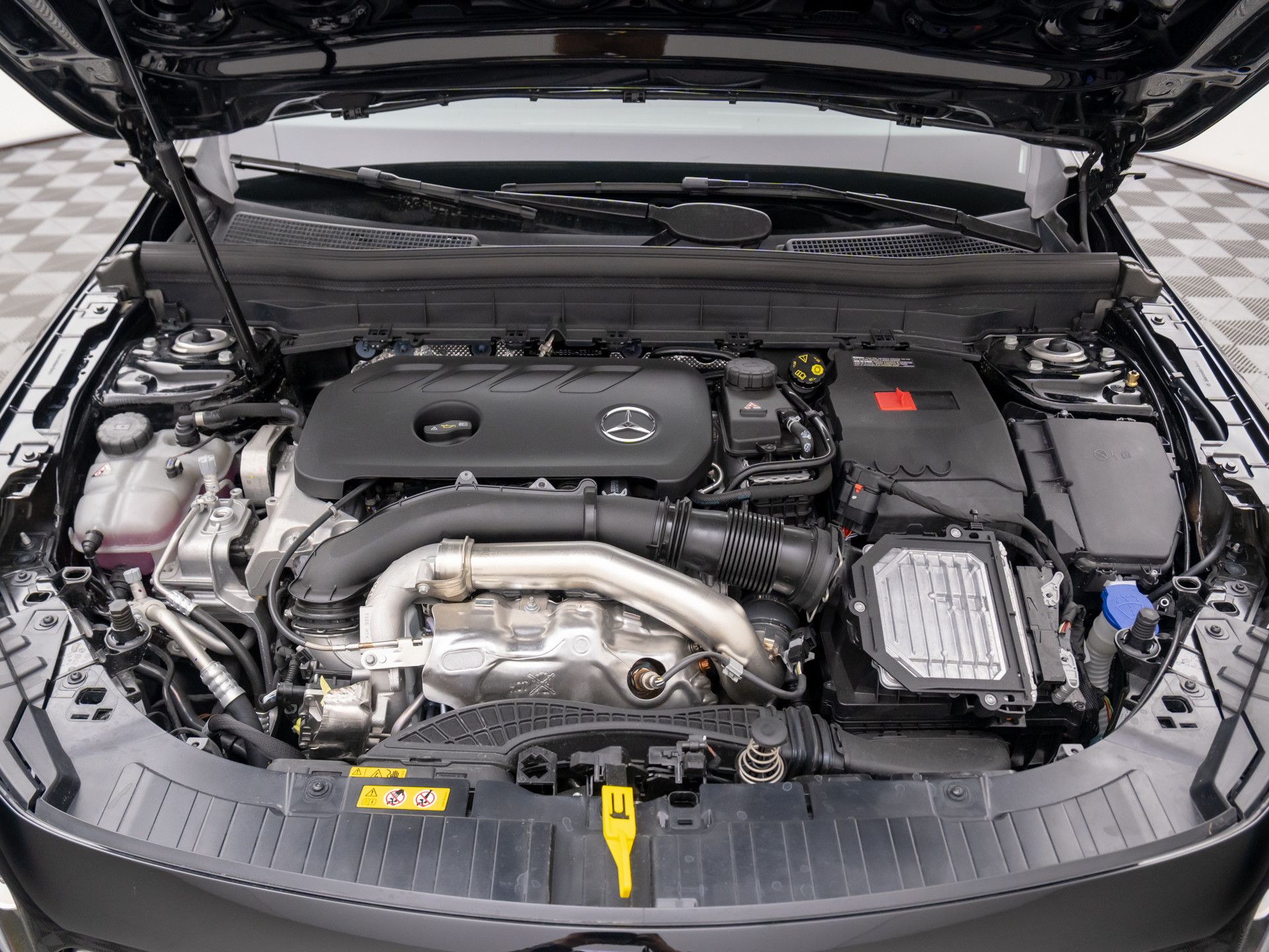 2025 Mercedes Benz GLB 250 4MATIC photo 27
