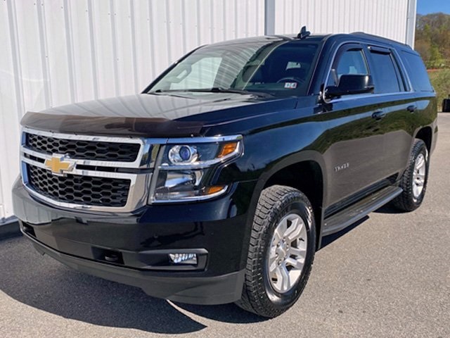 2017 Chevrolet Tahoe LT photo 6