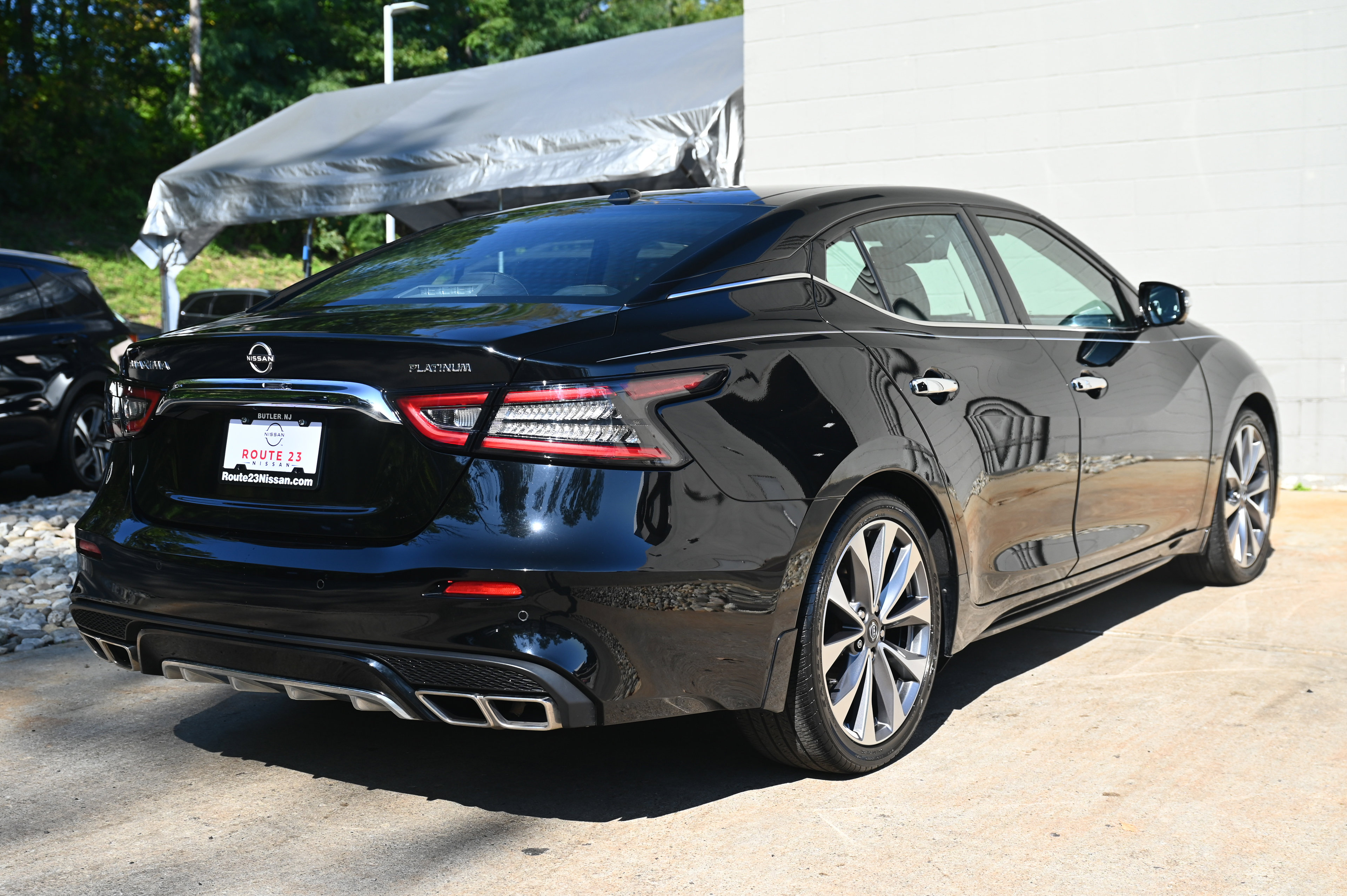 2023 Nissan Maxima Platinum photo 3