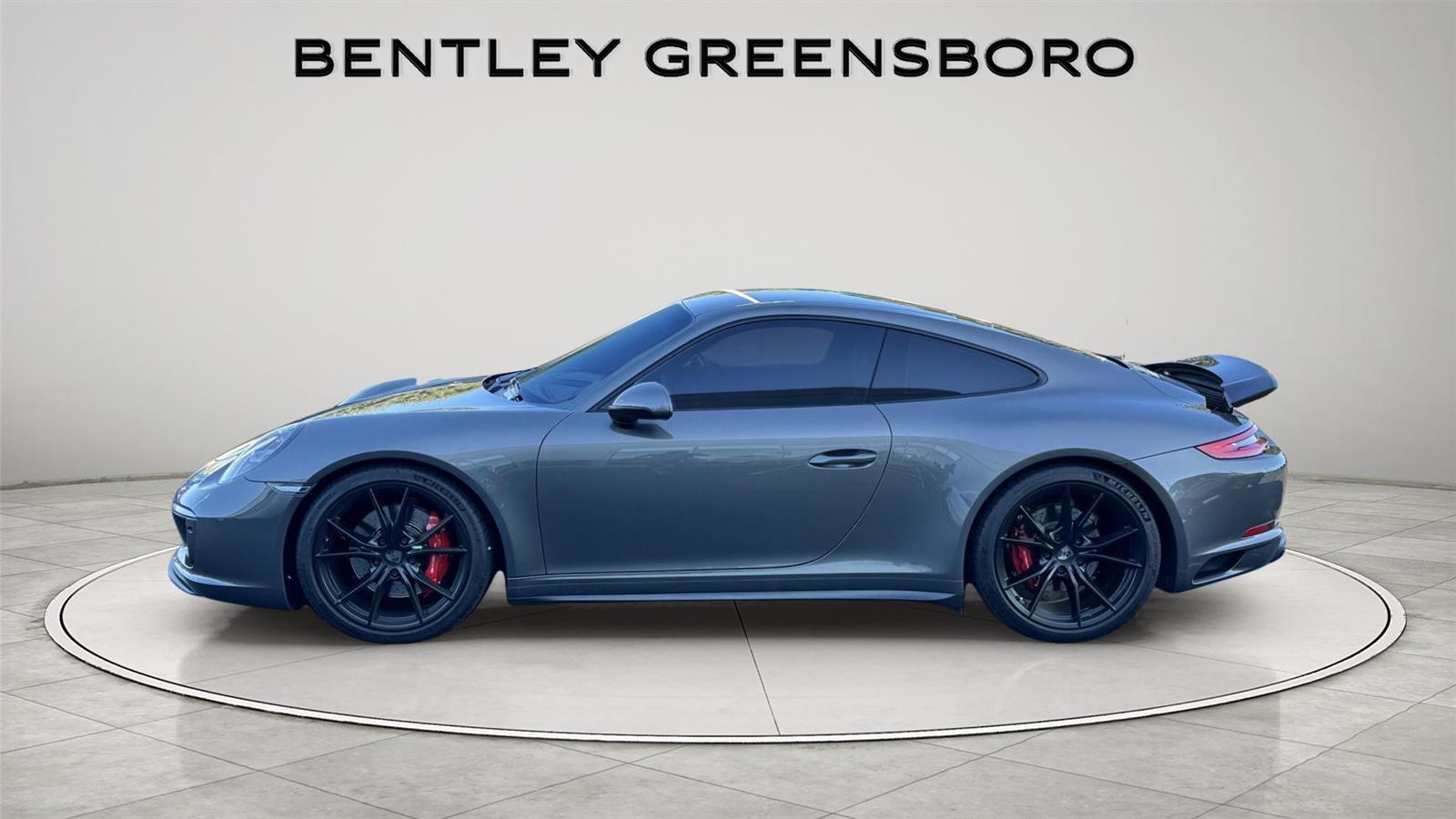 2019 Porsche 911 4S photo 4