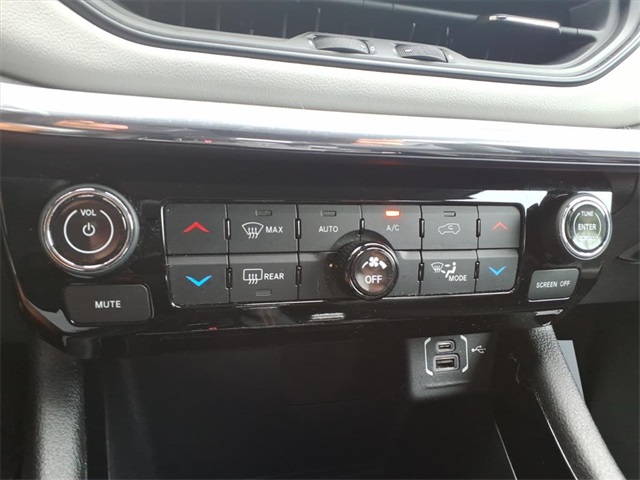 2022 Jeep Compass Limited photo 14