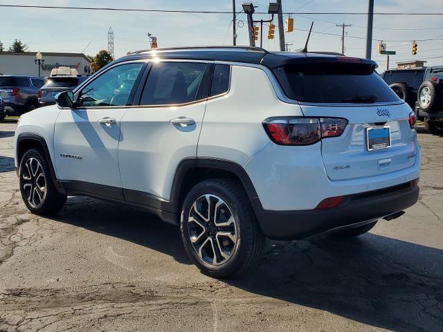 2022 Jeep Compass Limited photo 5