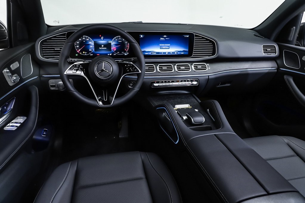 2025 Mercedes Benz GLE 450 4MATIC photo 3