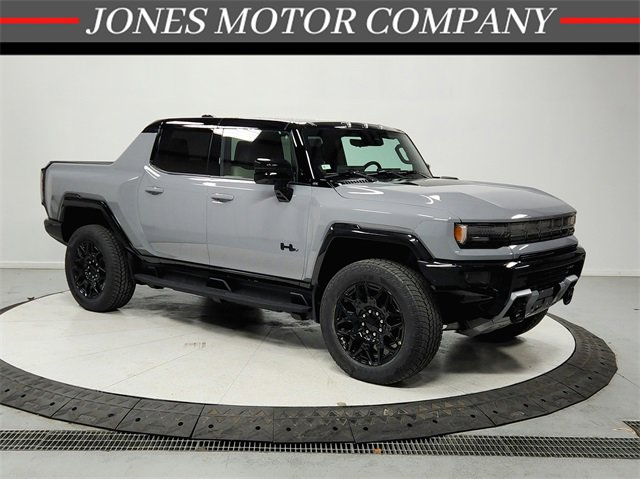 2026 GMC HUMMER EV 2X's photo