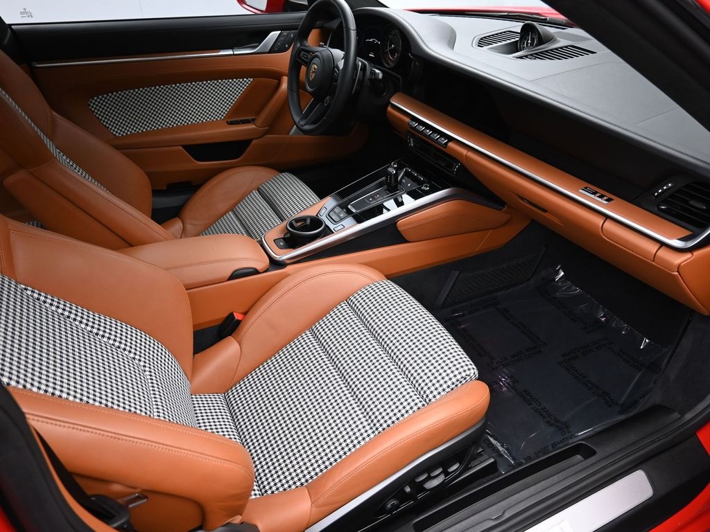 2023 Porsche 911 Turbo S photo 9