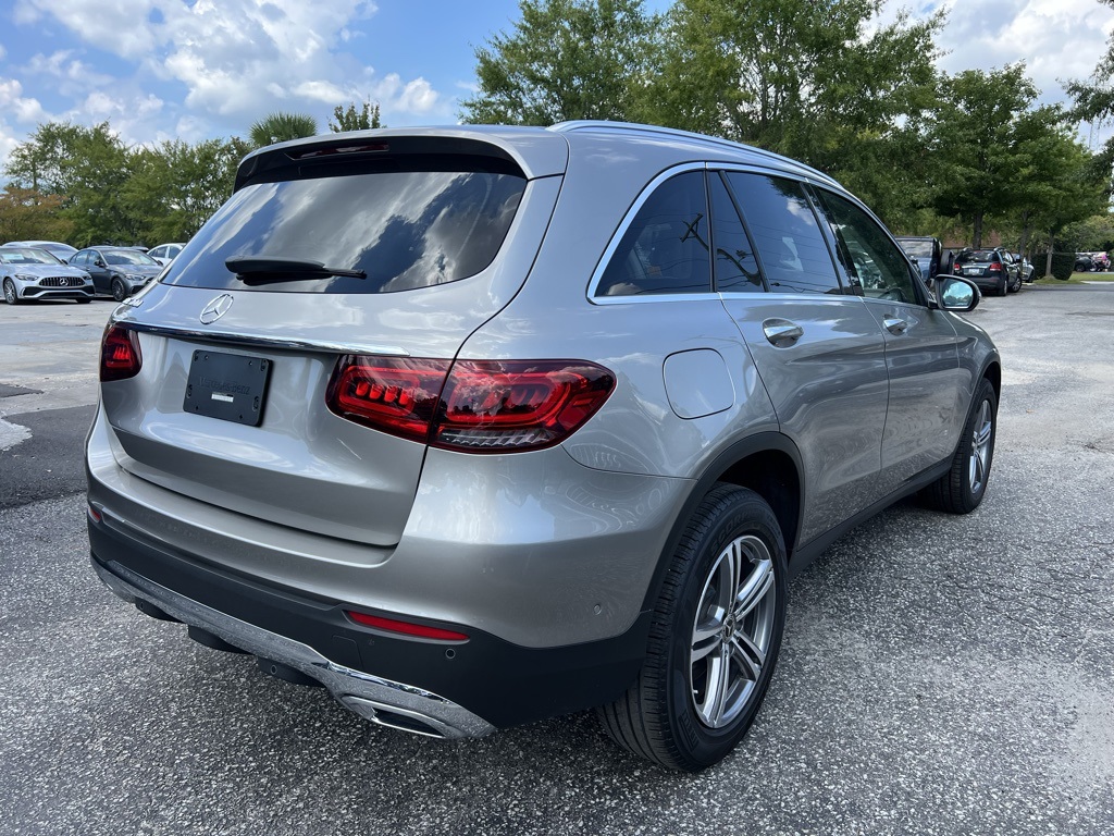 2022 Mercedes Benz GLC 300 photo 4