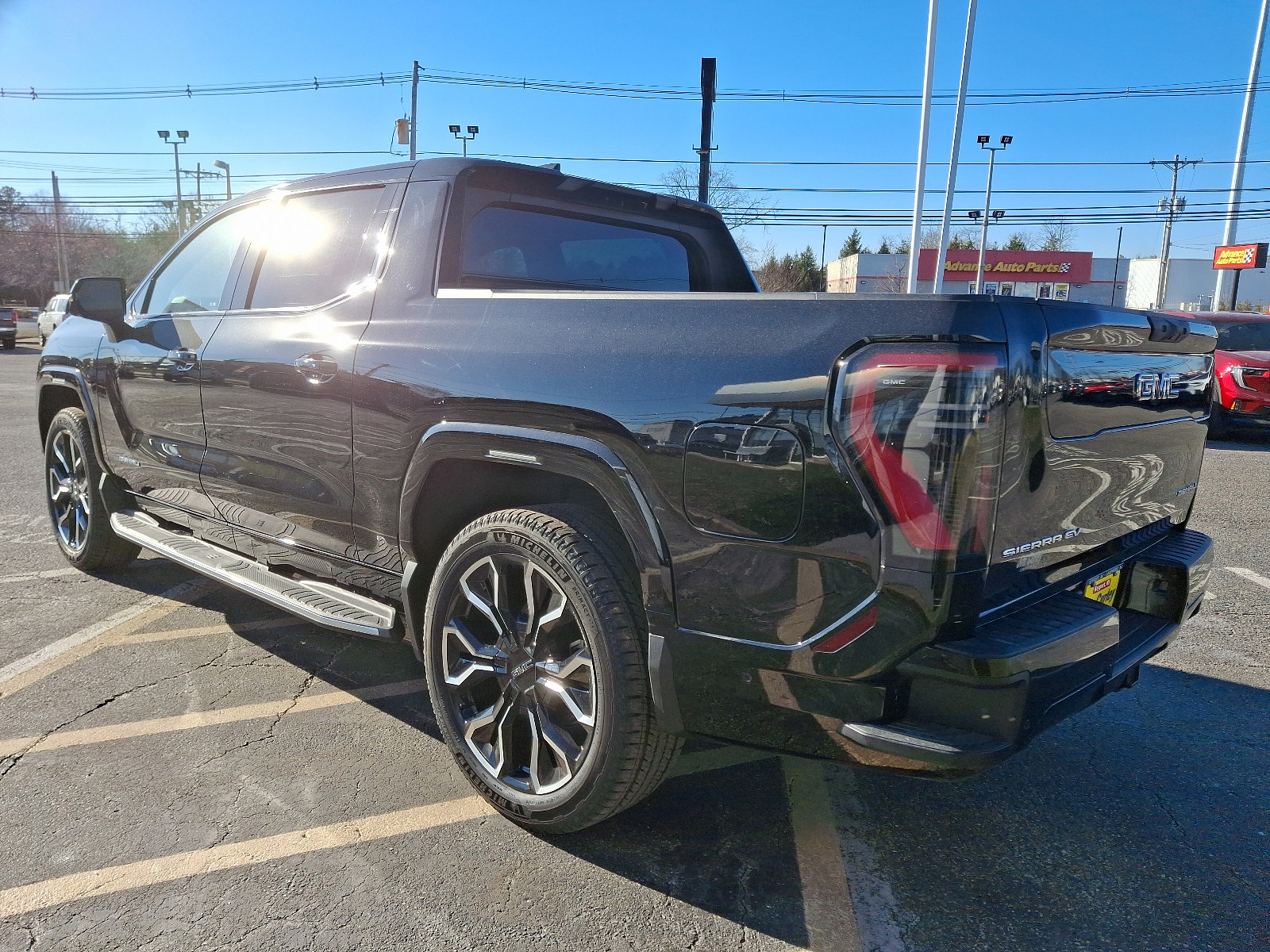 2025 Gmc Sierra EV Denali photo 3