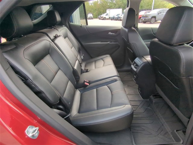2024 Chevrolet Equinox Premier photo 17