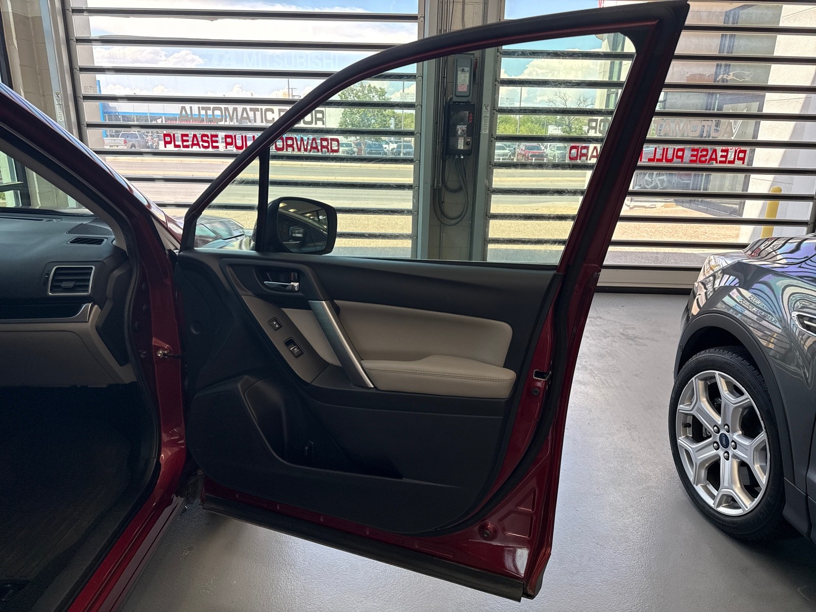 Used 2018 RED Subaru Limited image 12