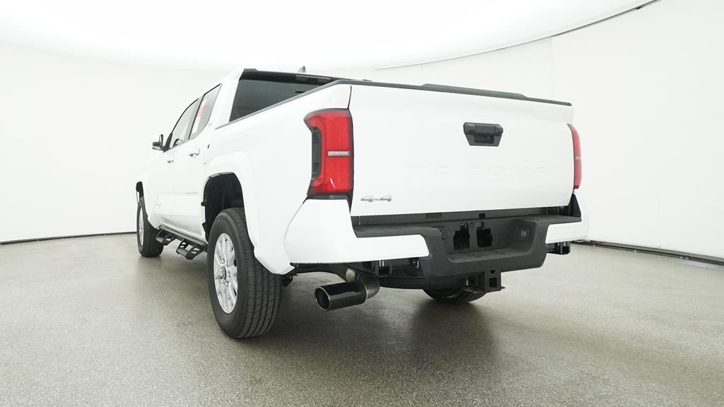 2024 Toyota Tacoma SR5 4x4 Double Cab photo 15