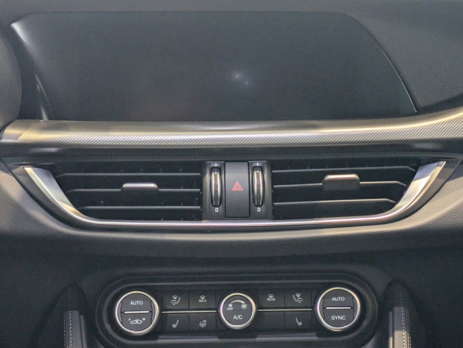 2025 Alfa Romeo Stelvio Sprint Base photo 16