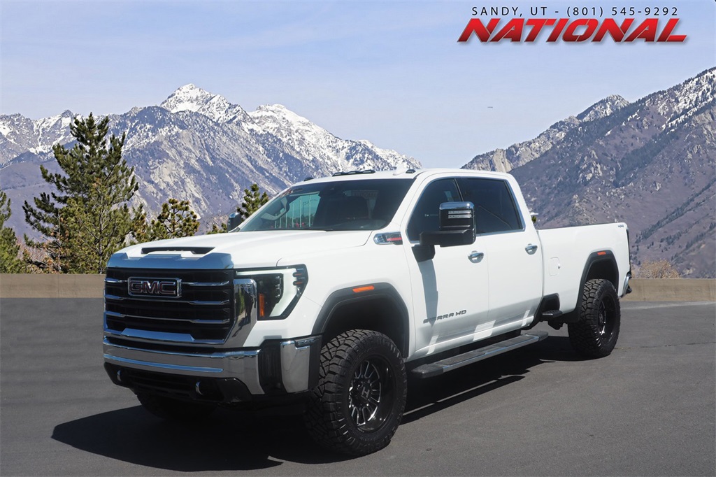 2024 GMC Sierra 3500HD SLT's photo