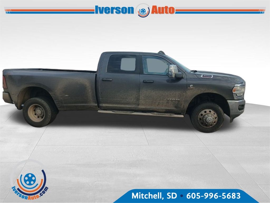 2024 Ram 3500 Laramie photo 2