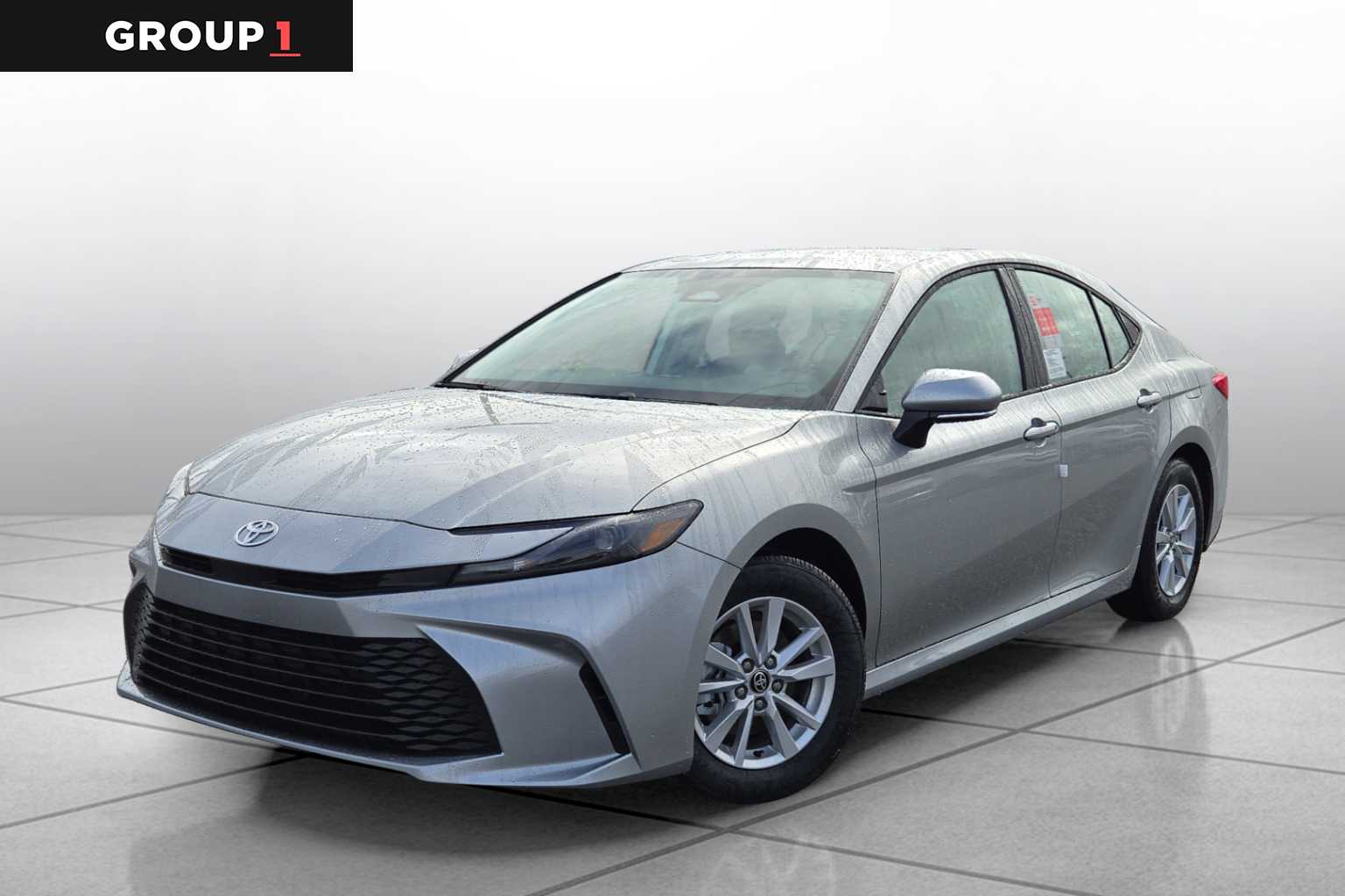2026 Toyota Camry LE's photo