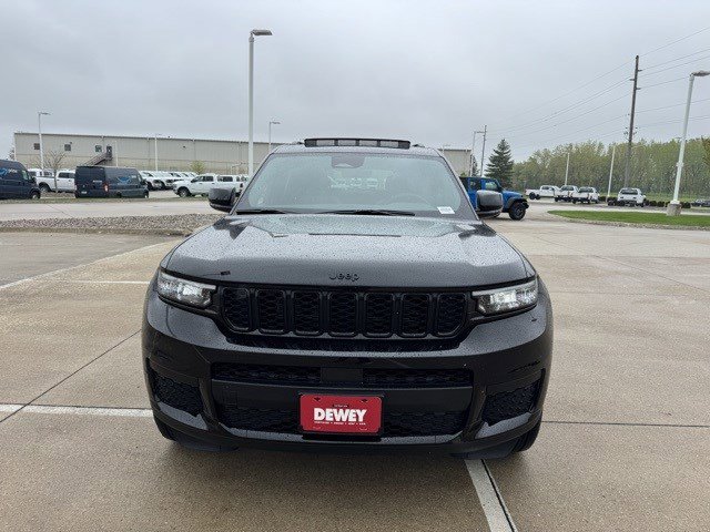 2025 Jeep Grand Cherokee Altitude X photo 2