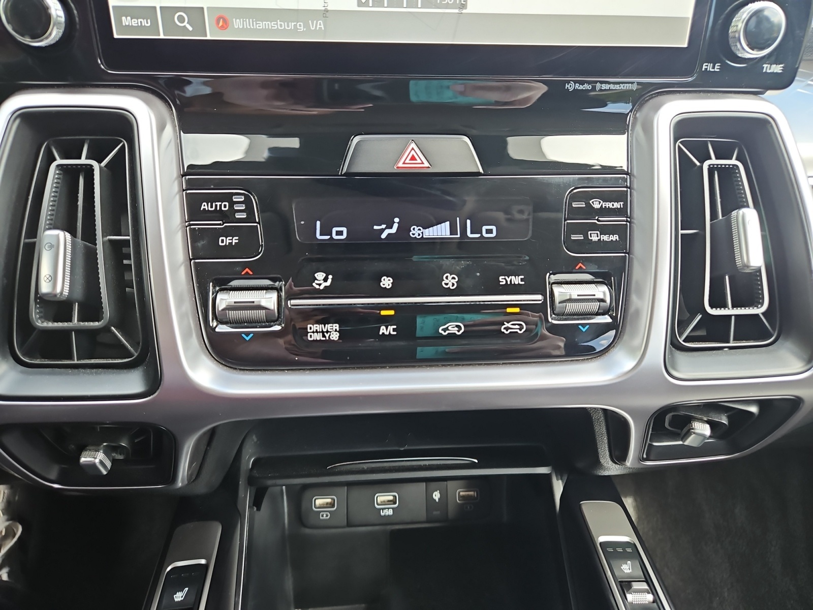 2023 Kia Sorento Hybrid EX photo 26