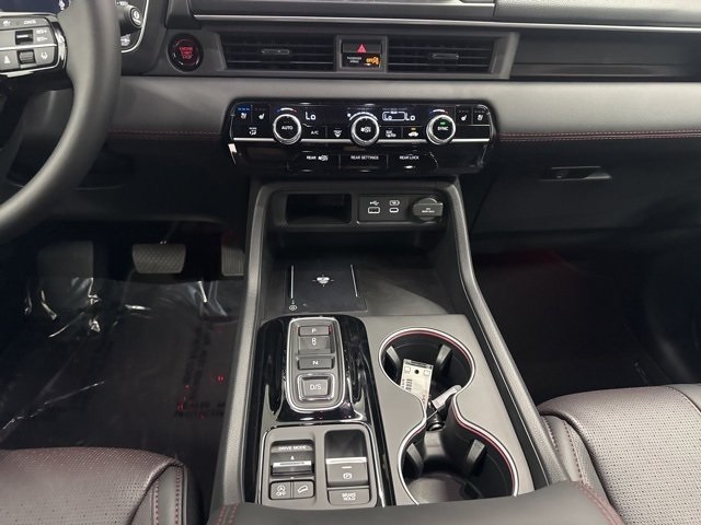 2025 Honda Pilot Black Edition photo 25