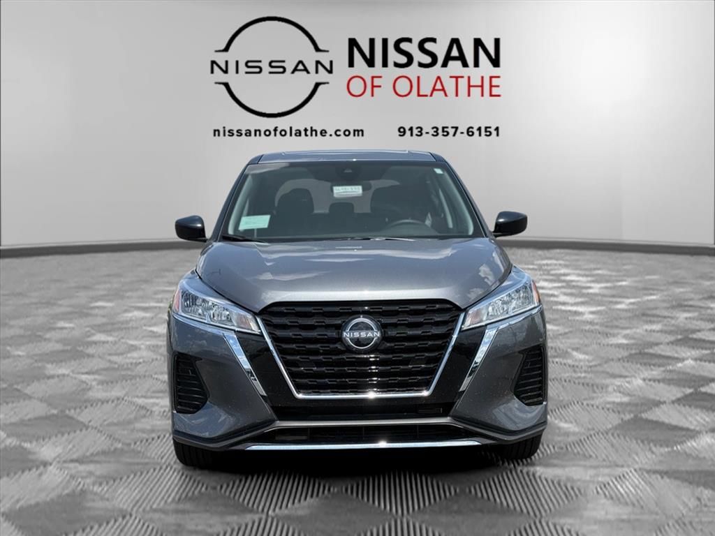 2025 Nissan Kicks Play S photo 24