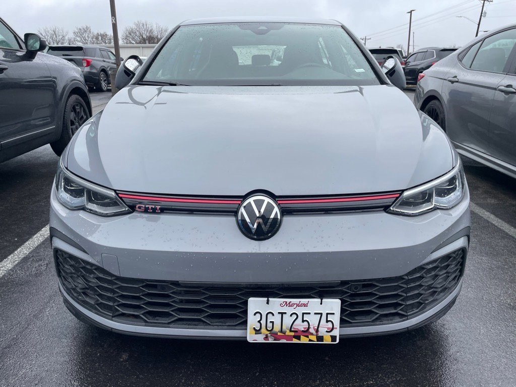 2024 Volkswagen Golf GTI S photo 2