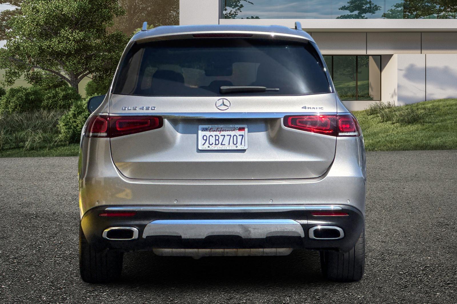 2022 Mercedes Benz GLS 450 4MATIC photo 3