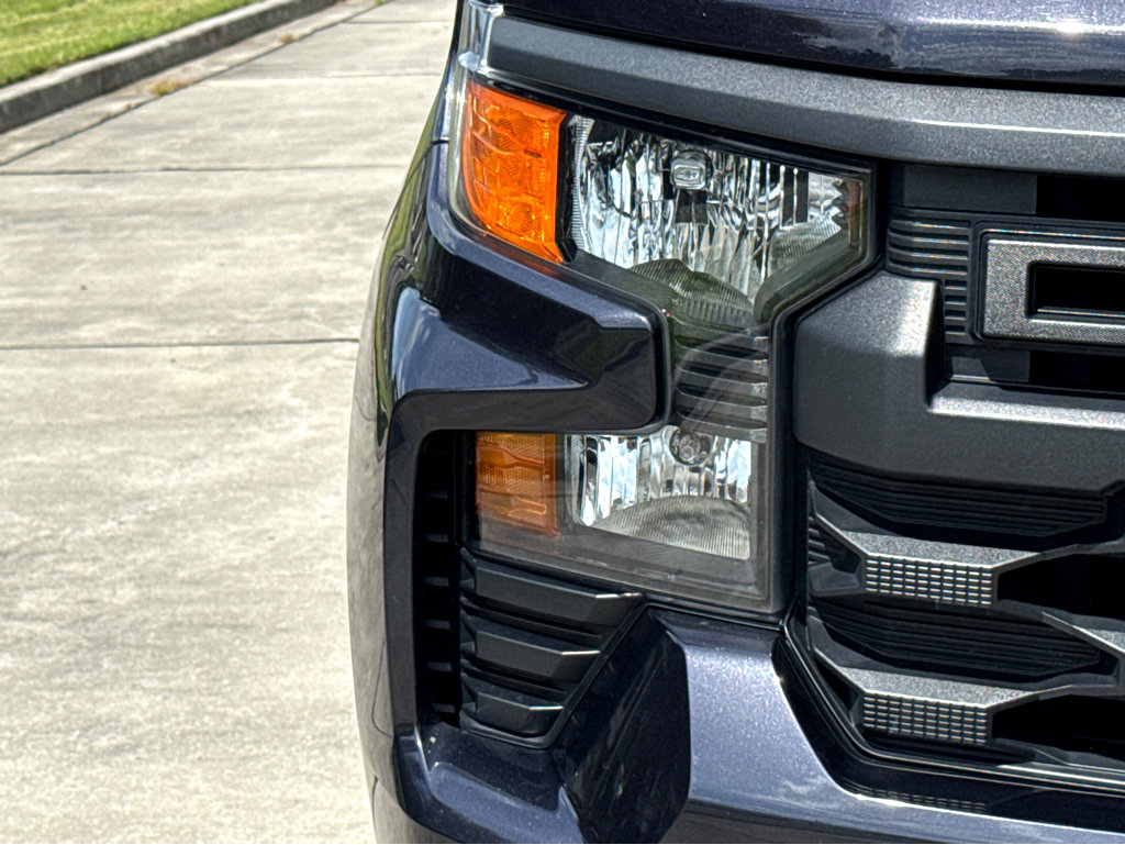 2023 Chevrolet Silverado 1500 Custom photo 21
