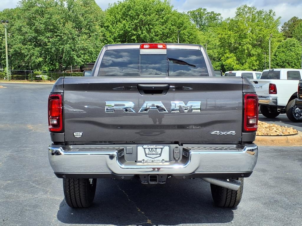 2025 Ram 2500 Tradesman photo 18
