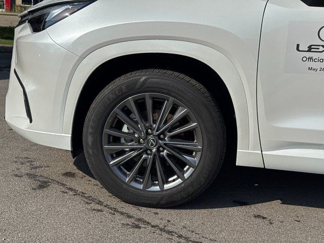 2025 Lexus TX 350 F SPORT photo 2