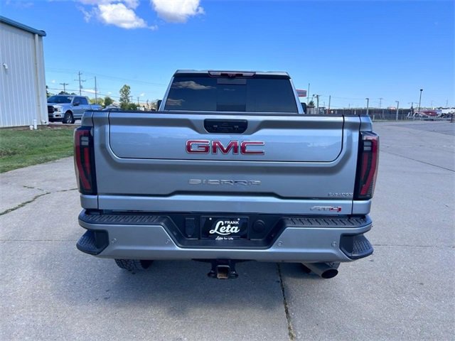 2024 Gmc Sierra 2500 HD AT4 photo 4