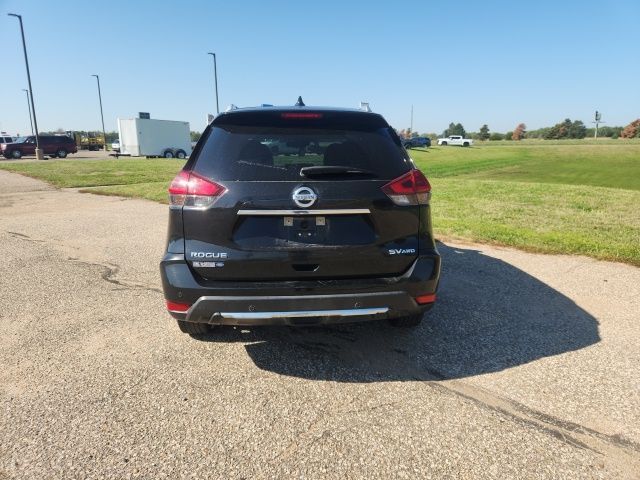 2020 Nissan Rogue SV photo 2