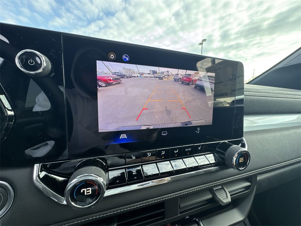 2025 Chevrolet Colorado Work Truck LT photo 17
