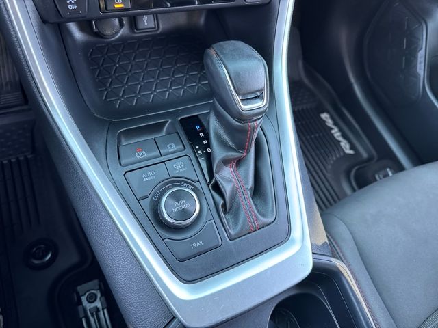 2021 Toyota RAV4 Prime XLE Premium photo 11