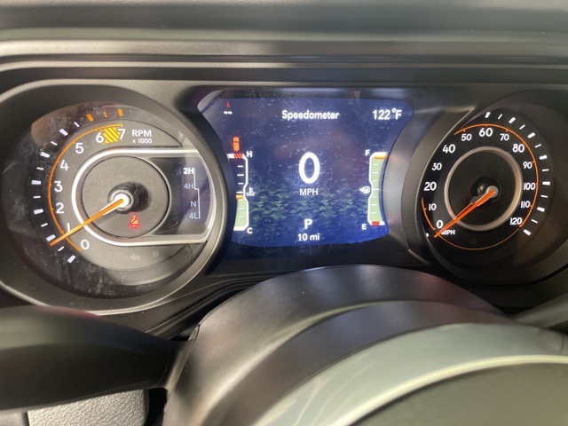 2025 Jeep Wrangler Sahara photo 22