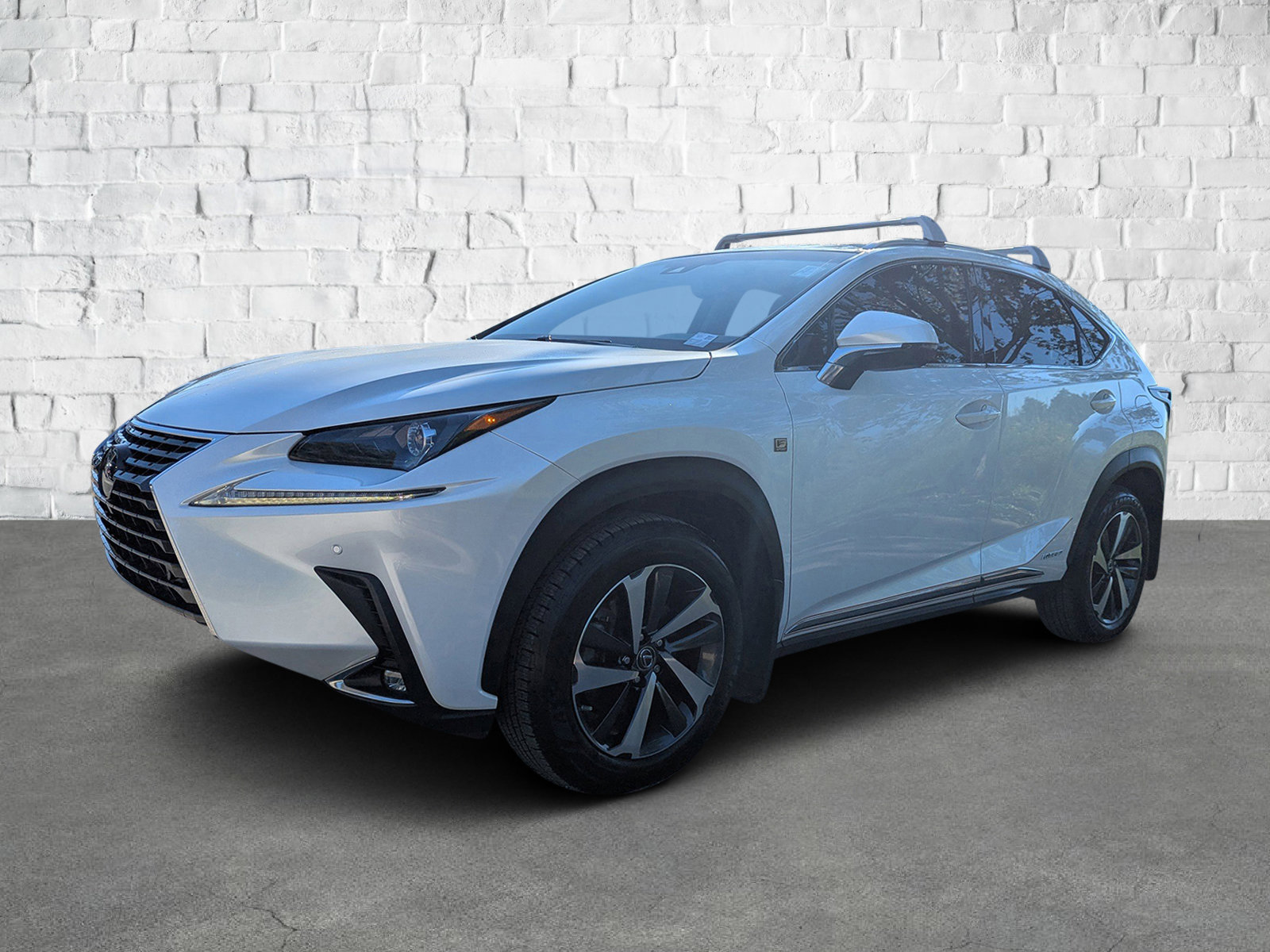 2018 Lexus NX 300h Luxury photo 7