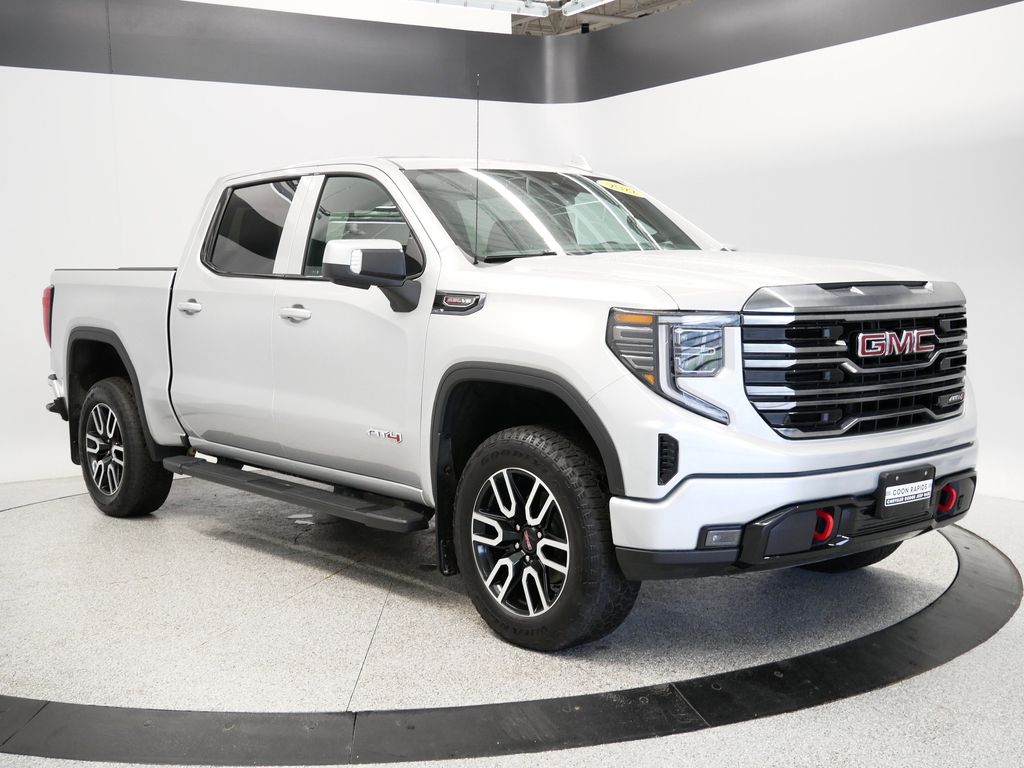 Used 2022 GMC Sierra 1500 AT4 with VIN 1GTPUEELXNZ611160 for sale in Coon Rapids, Minnesota